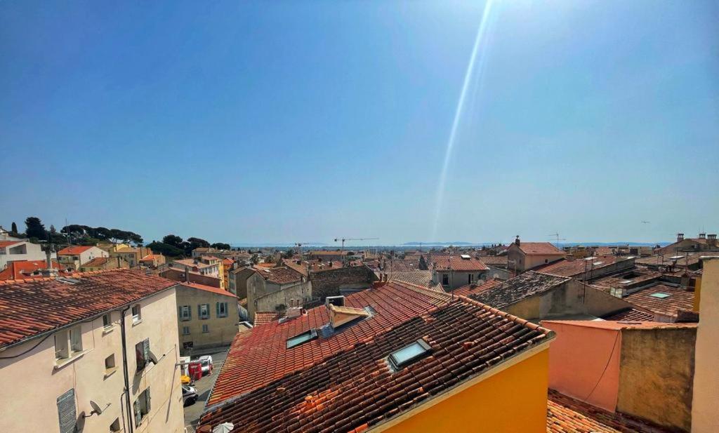 La Maison De Lily, Cosy Dans Le Vieux-Hyeres, Parking Gratuit エクステリア 写真