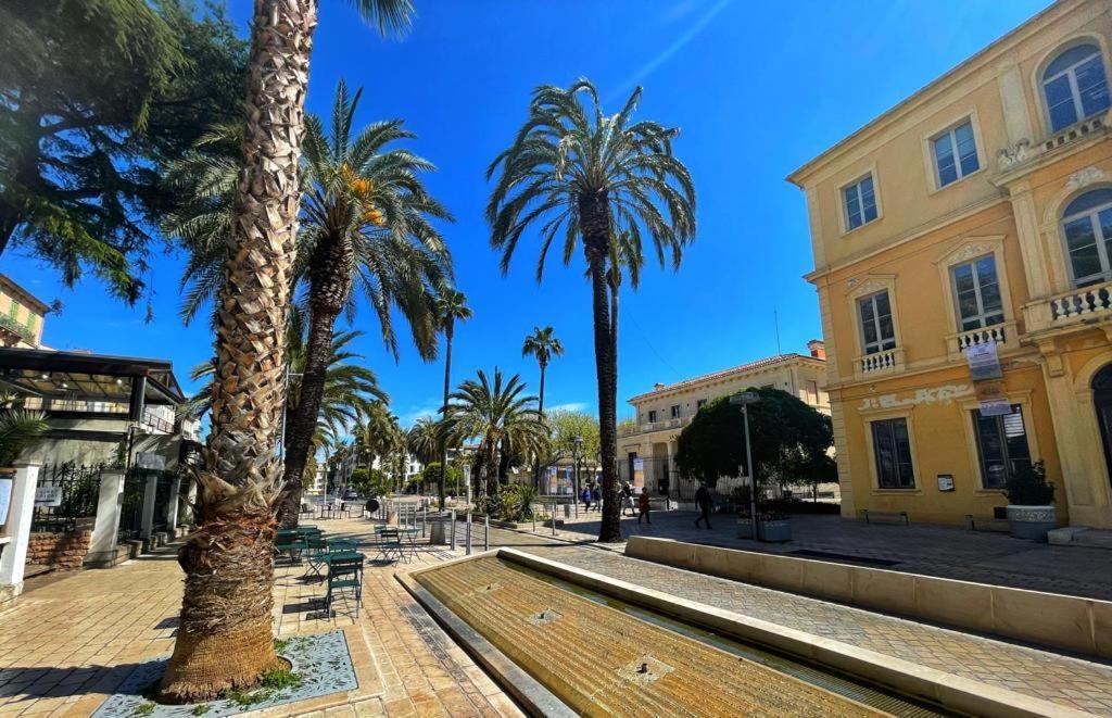 La Maison De Lily, Cosy Dans Le Vieux-Hyeres, Parking Gratuit エクステリア 写真